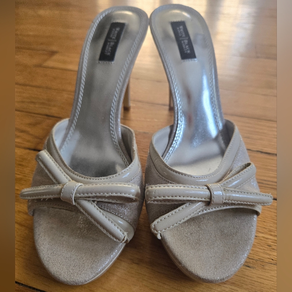 White House Black Market Beige Bow Heels